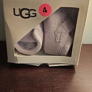 UGG Baby Shoes  - Light Purple